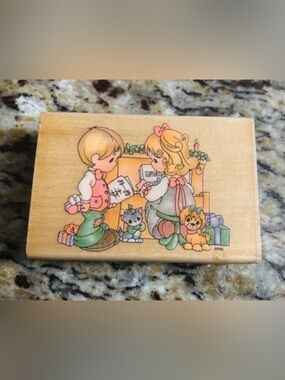 RARE Vintage 1995 Precious Moments LOVE IS THE KEY Rubber Mounted Stamp